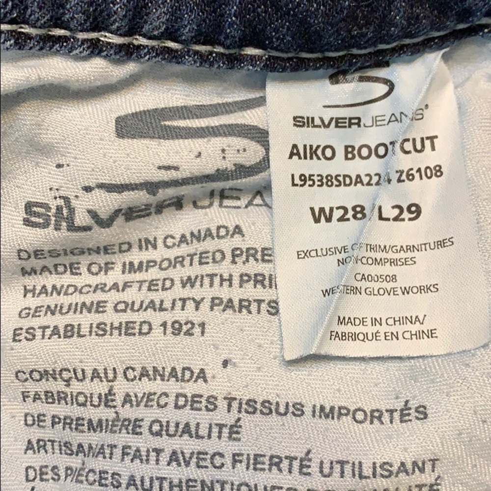 Silver Jeans - Picture 4 of 7